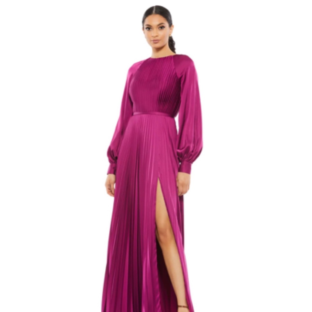 Mac Duggal